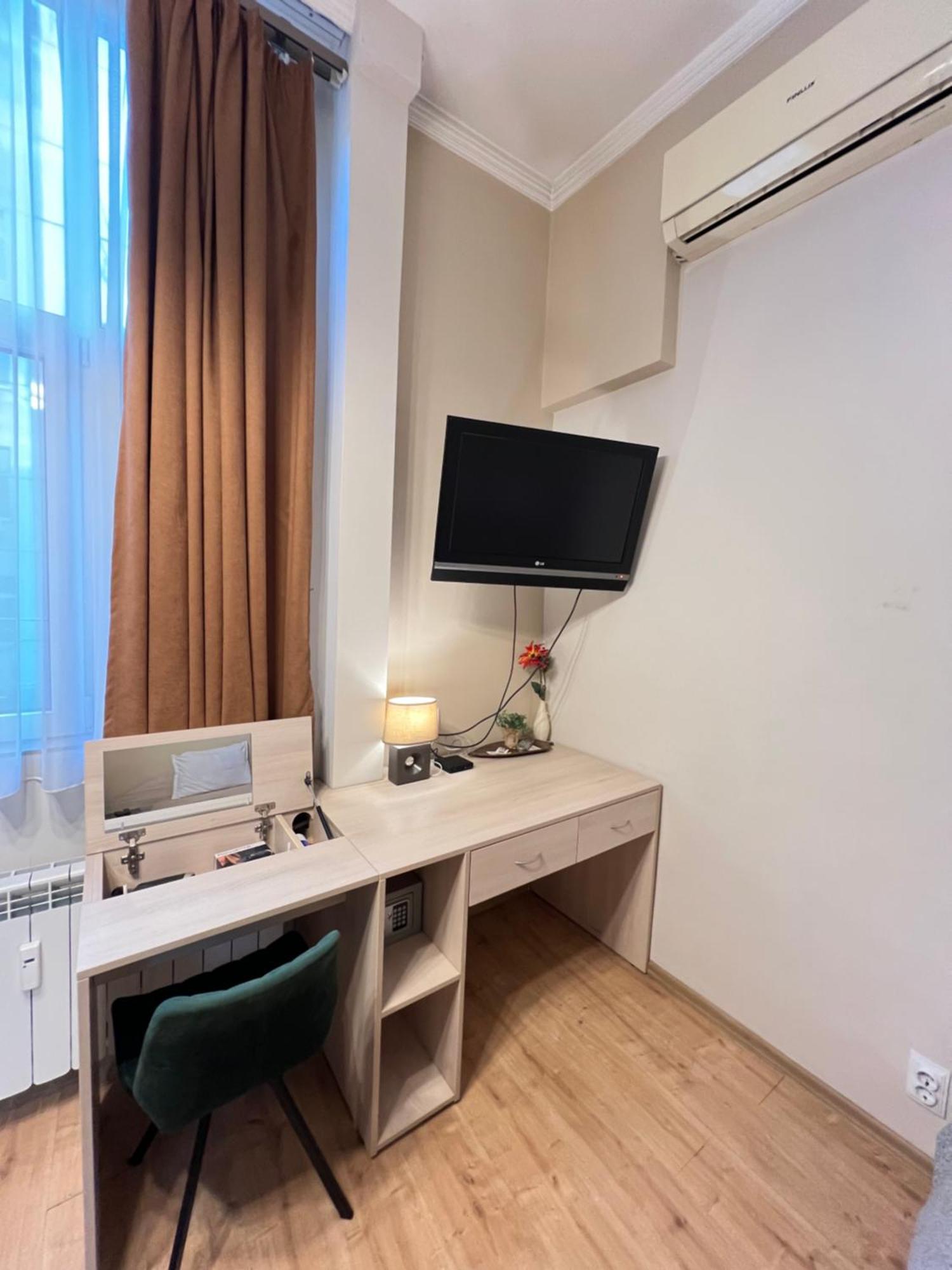 Budapest Central Cozy Studio W Working Space And Wifi Sofia Ngoại thất bức ảnh